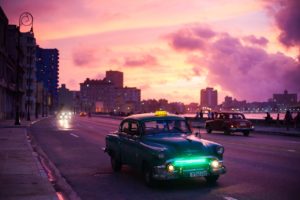 car, sunrise, havana-2151324.jpg